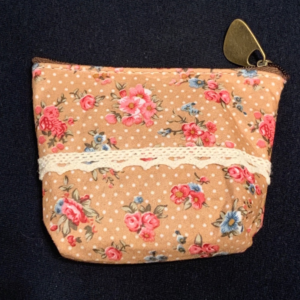 Boho Cottagecore Floral Lace Trim Mini Coin Purse - Picture 1 of 5